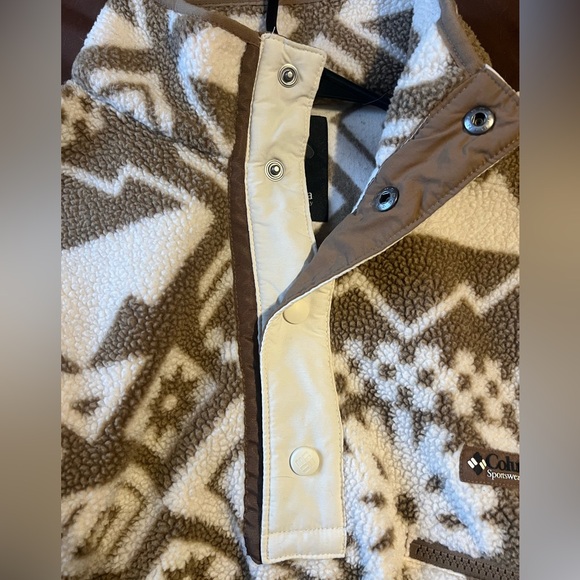 Women’s Columbia Button Up Fleece - Picture 4 of 4